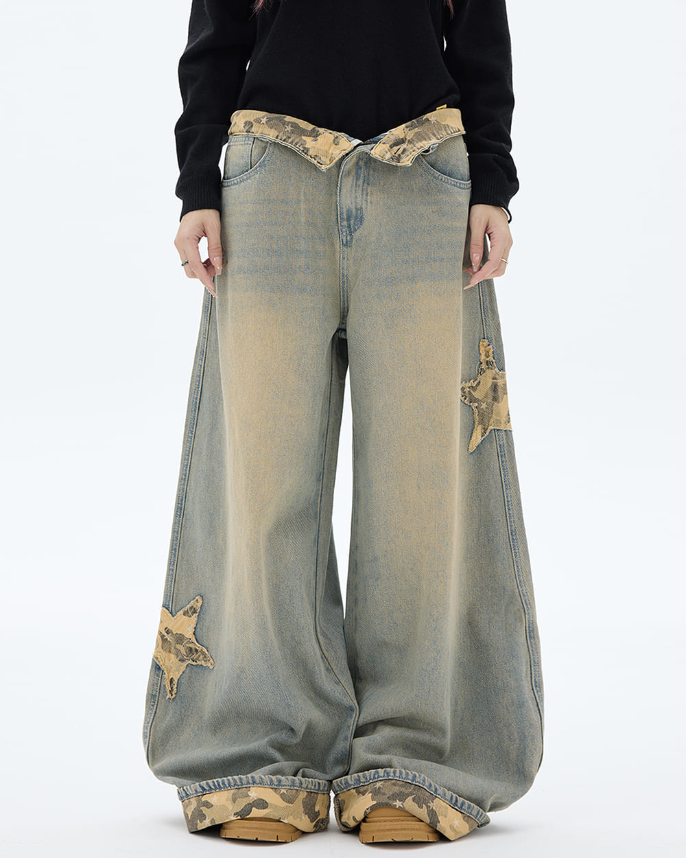 Camouflage Star Wide Leg Jeans