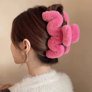 Fluffy Wave Hair Claw