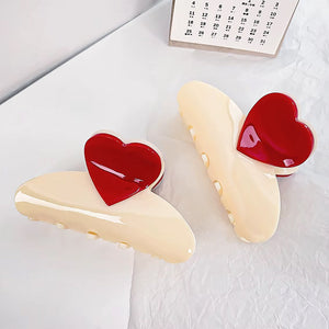 Soft Girl Heart Hair Claw