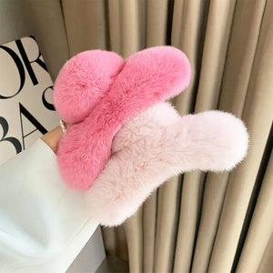 Y2K Fluffy Hair Claw